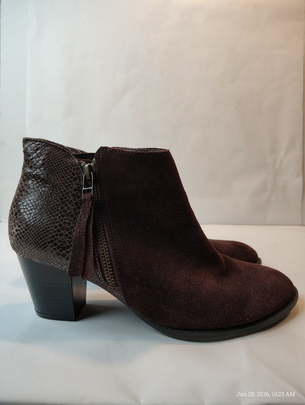 Vionic Anne Ankle Boot 8.5 Bugundy